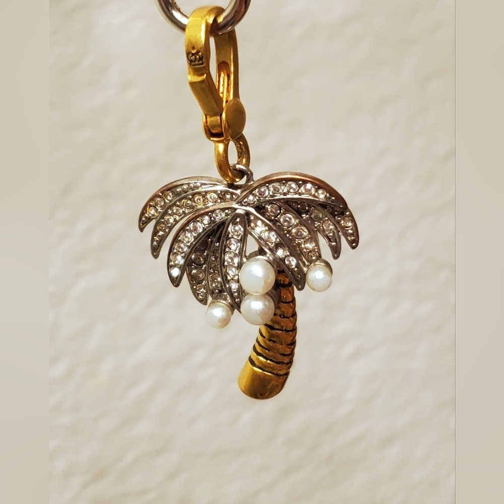 Juicy Couture Palm Tree Charm Coconut Pearl Rhinestone Pave Crystal Gold Nature - Picture 4 of 13